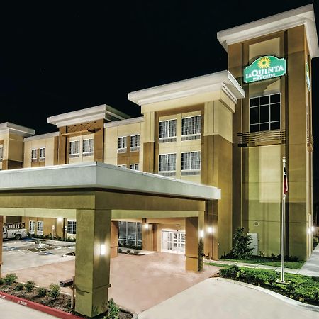 Hotel La Quinta By Wyndham Victoria - South Exterior foto