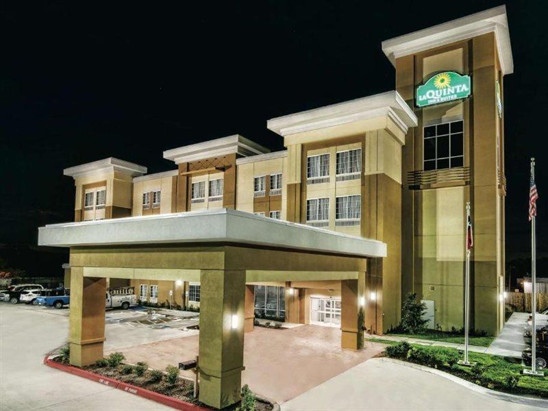Hotel La Quinta By Wyndham Victoria - South Exterior foto